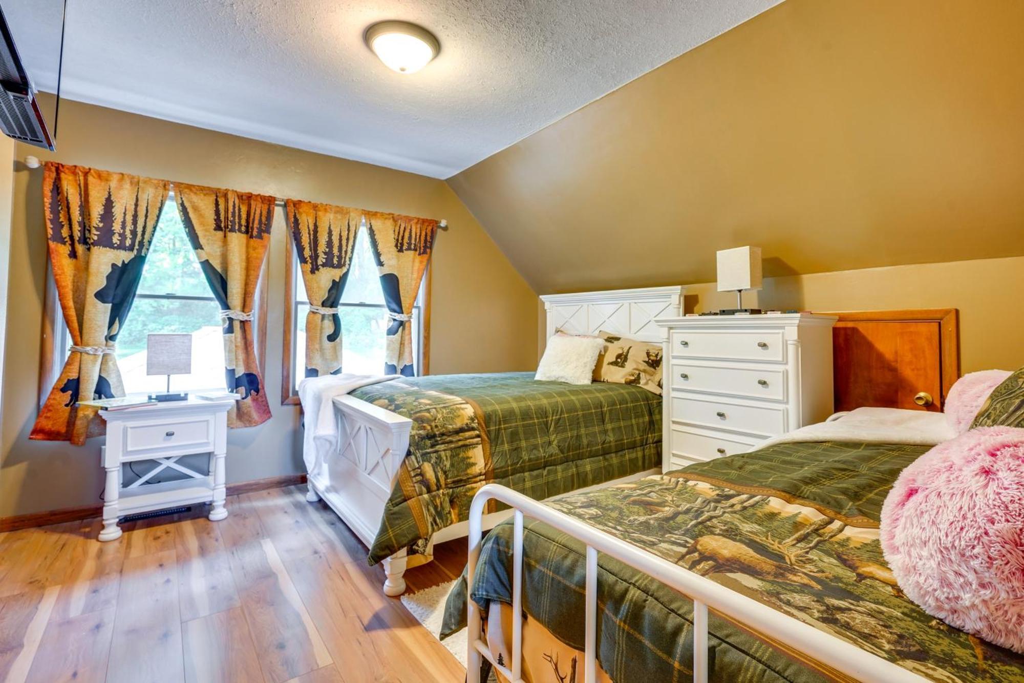 Howard Cabin Rental About 3 Mi To Apple Valley Lake! Mount Vernon Exteriér fotografie