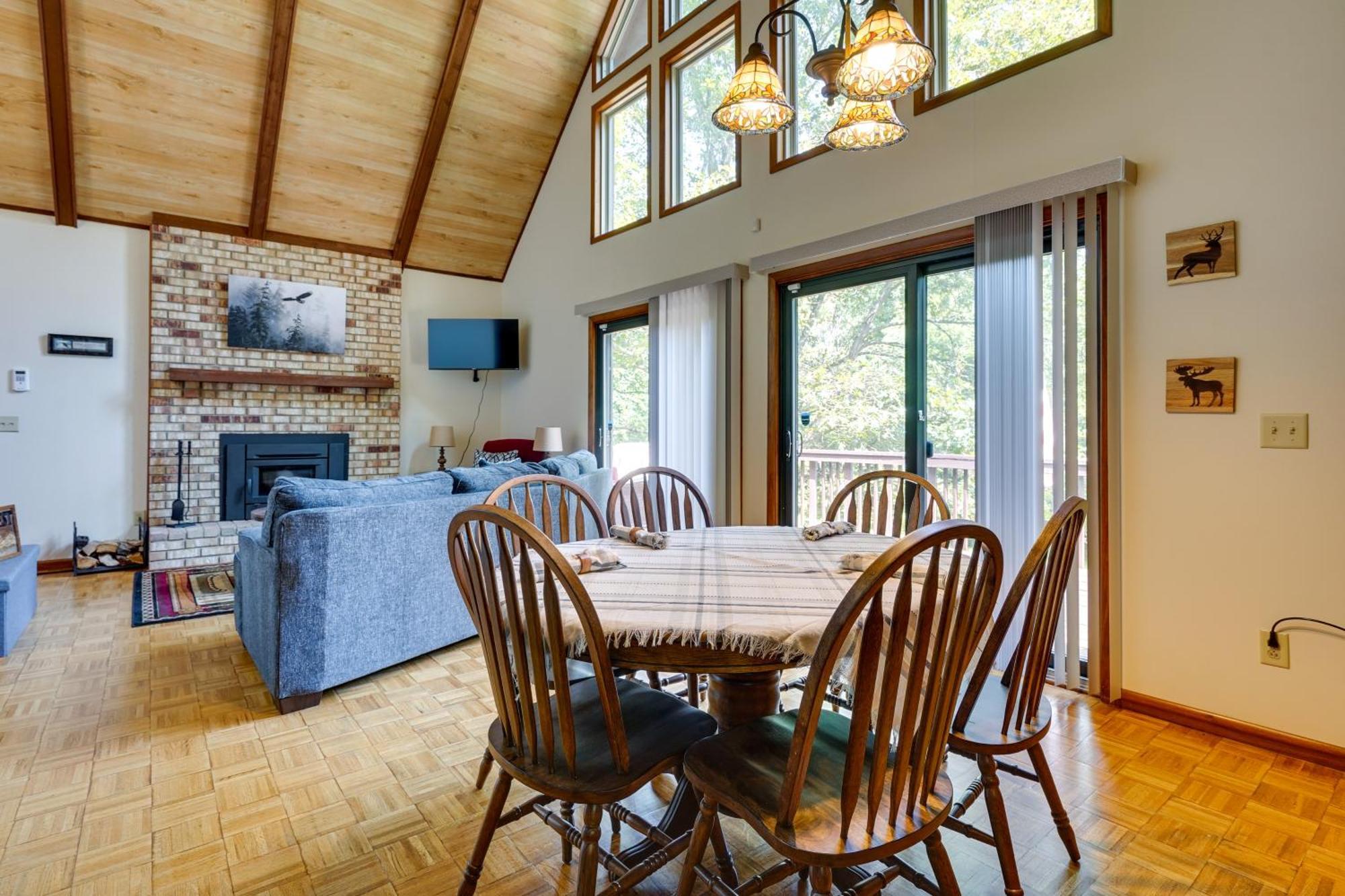 Howard Cabin Rental About 3 Mi To Apple Valley Lake! Mount Vernon Exteriér fotografie