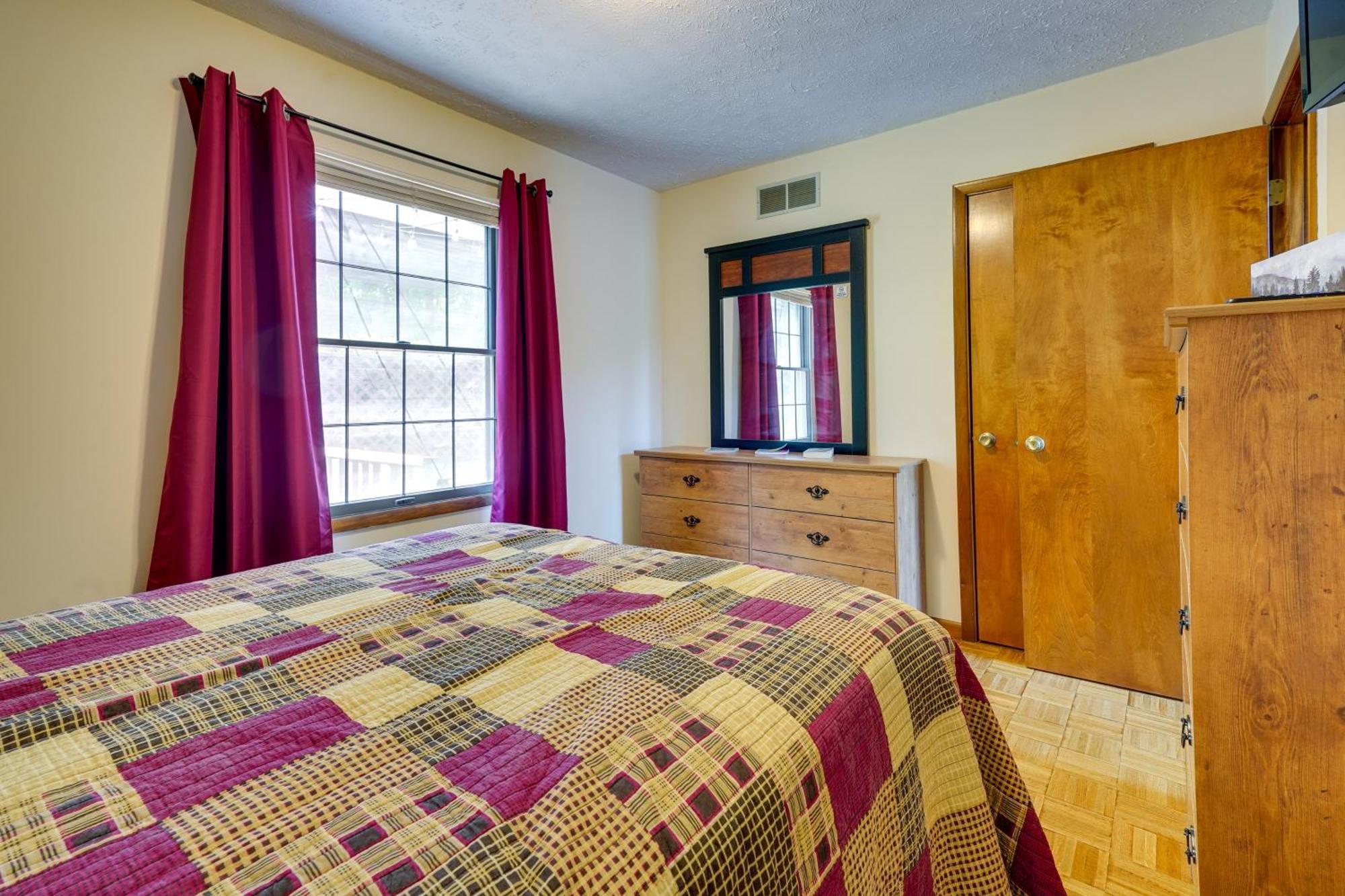 Howard Cabin Rental About 3 Mi To Apple Valley Lake! Mount Vernon Exteriér fotografie